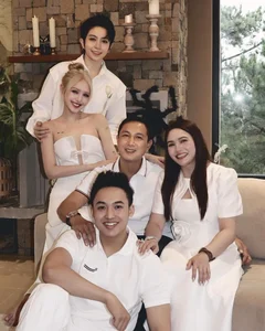 Gil Le and Xoai Non Take Relationship to the Next Level with Family Meetings - image 2