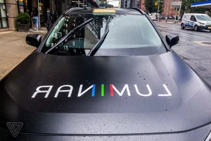YouTuber's Tesla Self-Driving Test Ends in Unexpected and Costly Failure - image 1