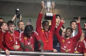 Manchester United's Hard-Fought Victory in Hong Kong Amid Bruno Fernandes Transfer Rumors - image 2