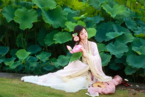YiTuYu Art Language Vol.9955: Capturing the Charm of Xiao Du Tong Xue (57P) - image 56