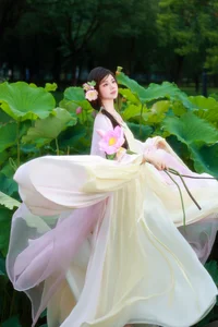 YiTuYu Art Language Vol.9955: Capturing the Charm of Xiao Du Tong Xue (57P) - image 18