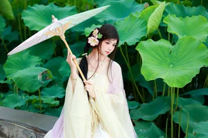 YiTuYu Art Language Vol.9955: Capturing the Charm of Xiao Du Tong Xue (57P) - image 40