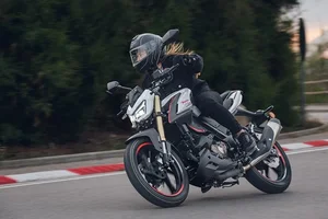 QJMotor SRK 125 S Debuts in Japan: A Stylish and Affordable 125cc Entry-Level Motorcycle - image 3