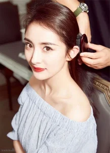 Real-Life Heroines: Chinese Actresses Whose Lives Mirror Their Strong Female Leads - image 1