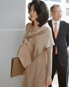 The Samsung Dynasty: How the Richest Family in South Korea Battles an Incurable Genetic Disease - image 2
