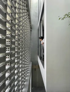 Modern 3-Story HY House in Da Nang with a Unique Perforated Terracotta 'Tropical Shell' - image 7