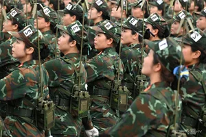 Female Soldiers Participate in First Joint Rehearsal for September 2nd Parade - image 10