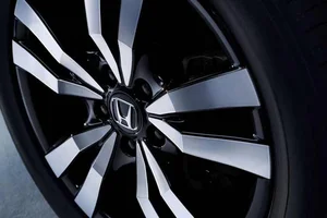 2026 Honda ZR-V Debuts: Phasing Out Gasoline for Hybrid HEV Power - image 5