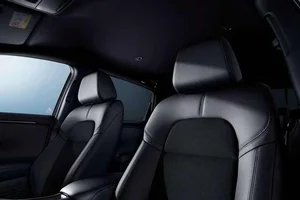 2026 Honda ZR-V Debuts: Phasing Out Gasoline for Hybrid HEV Power - image 9