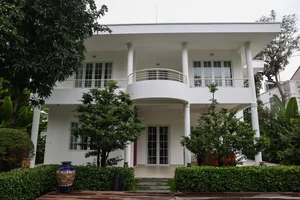 Exploring the Exquisite Ceramic Museum of Renowned Actor Chi Bao - image 8
