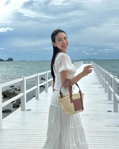 Rating Miss Grand International Thuy Tien’s Flawless National TV Style - image 6