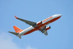 Close-Up Look at the Boeing 737 Aircraft Model Following the Recent Incident in South Korea - image 5