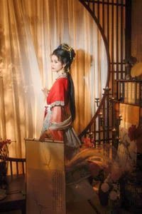 Artistic Portraiture with Yi Shan Yi Shan in YiTuYu Art Language Vol.4553 - image 7