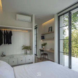 Couple Builds Stunning Resort-Style Forest Home After Leaving City Life - image 8