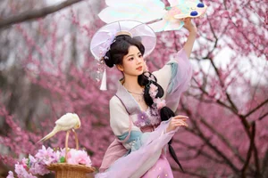 YiTuYu Vol 9463 Xiao Du Tong Xue Elegant Portrait Art Series - image 0