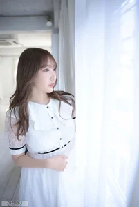 Elegant Portrait Session with Konan Koyoi: A Stunning Graphis Special Collection Featuring High-Fashion Aesthetics and Timeless Japanese Beauty - image 8