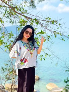 Ageless Grace: Artist Thanh Thanh Hien Radiates Youthful Beauty at 55 - image 0