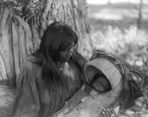 Rare Photos Reveal Native American Life 100 Years Ago - image 2