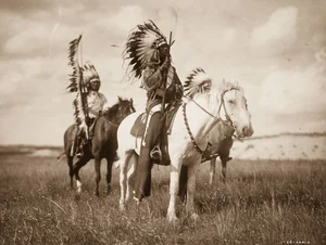 Rare Photos Reveal Native American Life 100 Years Ago - image 14