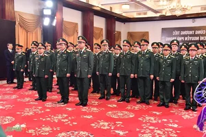 Thousands of Citizens Pay Solemn Respects to General Secretary Nguyen Phu Trong - image 5