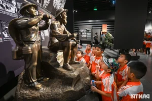 Exploring the Vietnam Military History Museum: A Journey Through War Memories - image 12