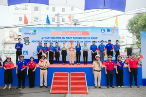 Ho Chi Minh City Launches Campaign to Improve Traffic Safety and Culture - image 3
