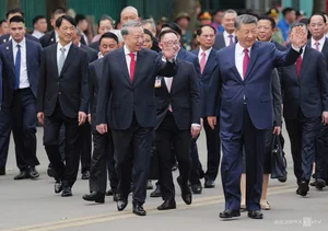 A Historic Visit: 26 Hours of Chinese President Xi Jinping in Hanoi - image 11