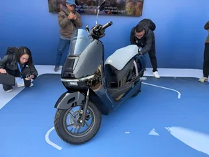 Honda's Green Revolution: Launching the UC3 Electric Scooter and CUV e: in Vietnam - image 2