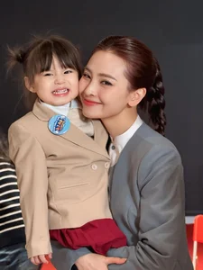 Thieu Bao Trang and Ngoc Trinh Captivate Fans with Stunning New Photos - image 3