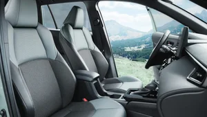 Toyota Corolla Cross 60th Anniversary: A Land Cruiser Inspired Tribute - image 6