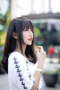 Stunning Vietnamese Girl Portraits: Pack 21 Aesthetic Photo Collection - image 44