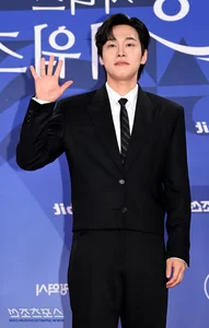 K-Drama Casting Controversy: Netizens React to 'Who's Gonna Do The Acting?' Criticism - image 2