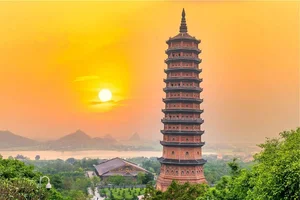 Best Sunset Spots in Ninh Binh: Discover Phuong Oanh’s Picturesque Hometown - image 1