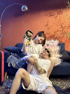 Rumored Ex of Ninh Duong Lan Ngoc Reveals Gorgeous New Girlfriend - image 1