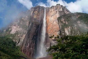 A Guide to the Majestic Beauty of Angel Falls: The World's Highest Waterfall - image 8