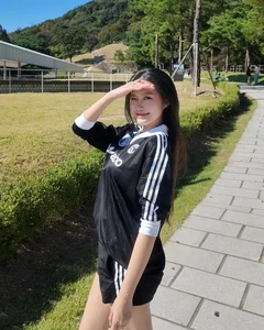 Doan Van Hau and Doan Hai My Enjoy Romantic South Korea Trip - image 8