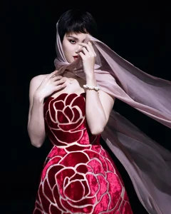 Former Beauty Pageant Contestant Hints at Third Attempt in Goddess-Inspired Gown - image 0