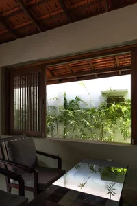 Beautiful Traditional Tiled Roof House in Quang Nam Connects Generations - image 7