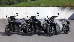 Honda Unveils Premium Electric Motorcycle: Pioneering the Two-Wheeled EV Era - image 3
