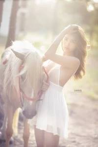 Stunning Beauty of Thai Model Sutasine Siriruke: Captivating Photo Gallery - image 22