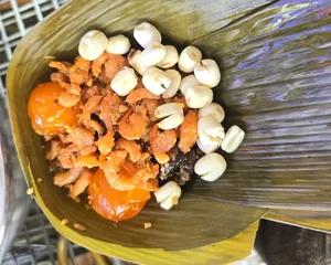 Kim Anh's Traditional Ba Zongzi: Dragon Boat Festival Celebration Gallery - image 3