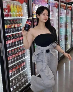 The Rise of Korea's Fit-Inspirational Icons with Doll-Like Features - image 3