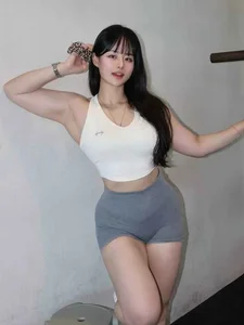 The Rise of Korea's Fit-Inspirational Icons with Doll-Like Features - image 1
