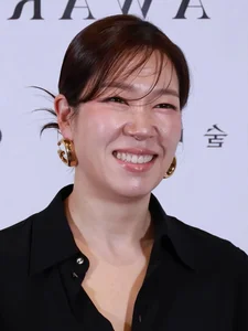 Yeom Hye Ran: The Versatile Powerhouse Conquering the South Korean Screen - image 8