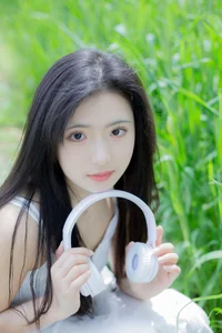 YiTuYu Art Language Vol.4930: A Deep Dive Into Artistic Portraits with Mu You - image 3