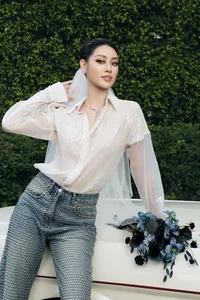 Khanh Van Wedding: Ten Miss Universe Vietnam Stars Serve as Elegant Bridesmaids - image 3