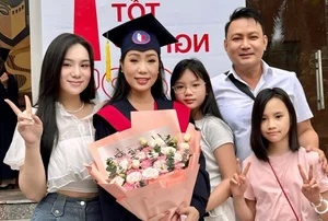 Runner-up Kim Chi’s Daughter Stuns with Sophisticated Beauty at 22 - image 2