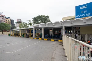 Massive Traffic Congestion as Thousands Return to Hanoi After Holiday Break - image 3