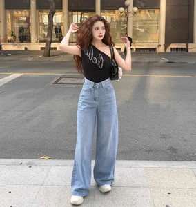 8 Ways to Style Wide-Leg Jeans: The Ultimate 2026 Trend - image 3