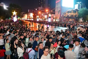 Joint Military Parade Rehearsal on Historic Le Duan Street - image 2